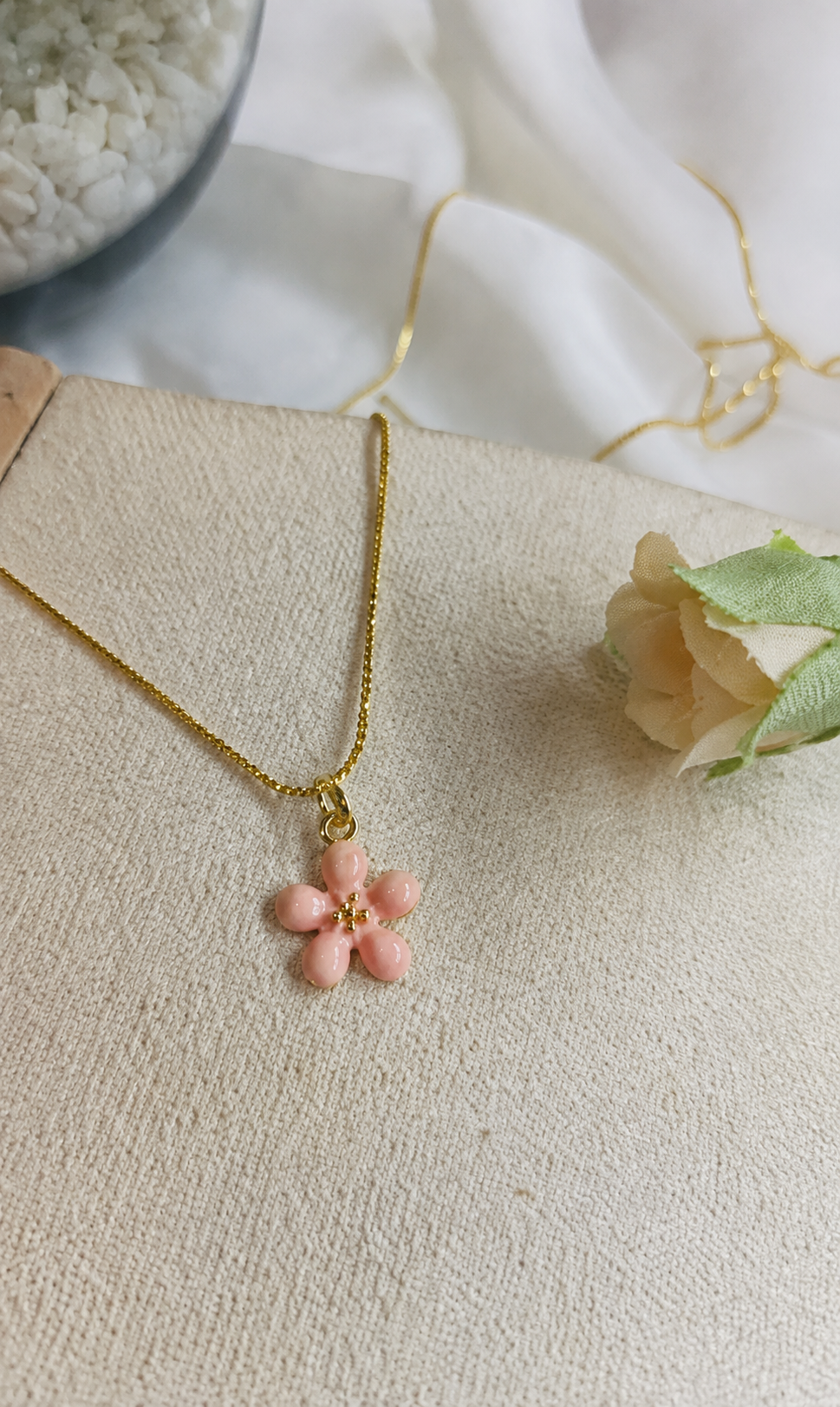 Cadena con Dije Flor Sakura